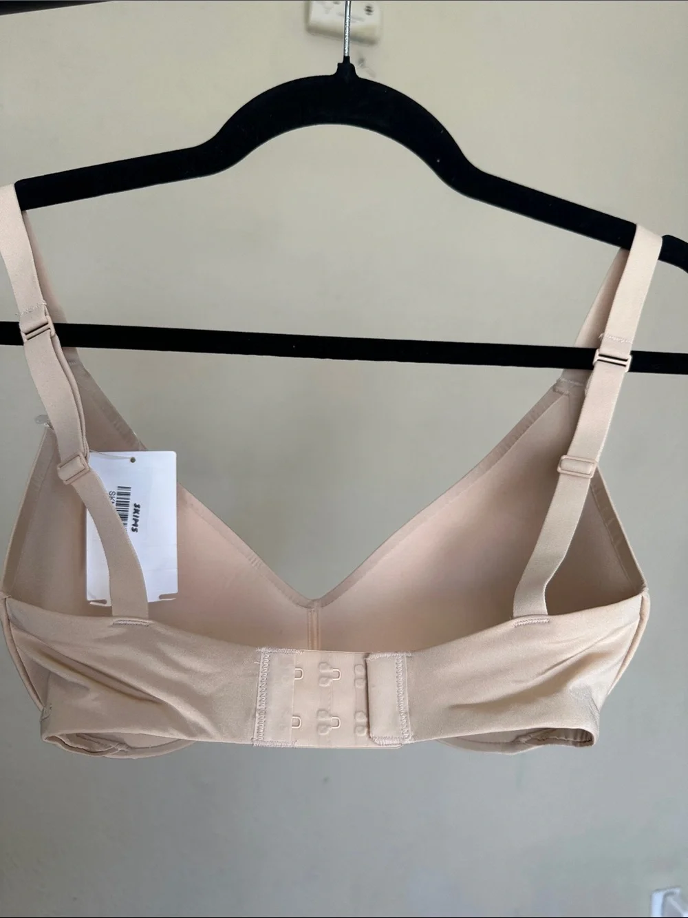 SKIMS Wireless Form Push-Up Plunge Bra BR-WRL-1891Sand Size 32DDD - Picture 7 of 8